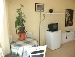 #99 - Apartamento para Alquiler en Palmanova - Baleares - 2
